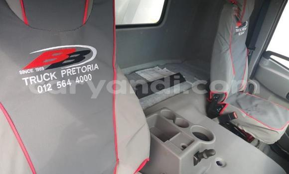 Acheter Occasion Utilitaire Nissan UD Blanc à Lusaka, Zambie Acheter Occasion Utilitaire Nissan UD Blanc à Lusaka, Zambie