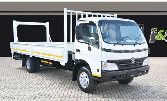 Buy Used Toyota Dyna White Truck in Livingstone in Zambia