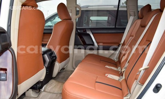 Nunua Imported Toyota Prado Nyeupe Gari ndani ya Import - Dubai nchini Zambia Nunua Imported Toyota Prado Nyeupe Gari ndani ya Import - Dubai nchini Zambia