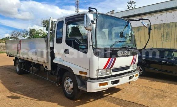 Acheter Occasion Voiture Isuzu Florian Autre à Livingstone, Zambie Acheter Occasion Voiture Isuzu Florian Autre à Livingstone, Zambie