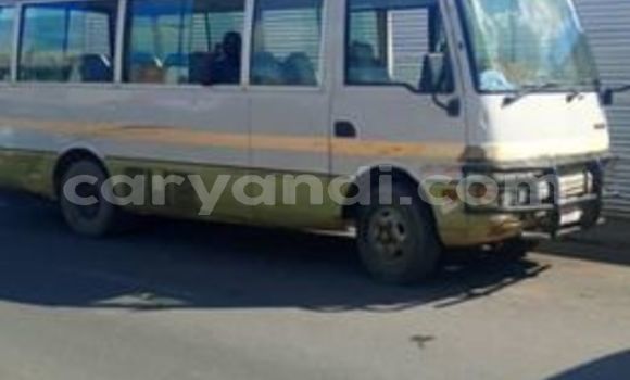 Tenga Tsaru Rolls-Royce Camargue Zvimwe Mota in Lusaka in Zambia Tenga Tsaru Rolls-Royce Camargue Zvimwe Mota in Lusaka in Zambia