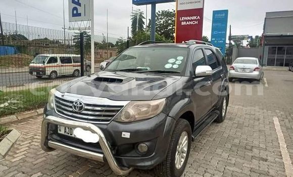 Tenga Tsaru Toyota Fortuner Zvimwe Mota in Livingstone in Zambia Tenga Tsaru Toyota Fortuner Zvimwe Mota in Livingstone in Zambia