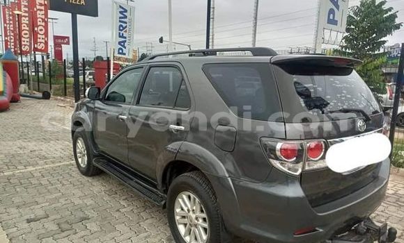 Tenga Tsaru Toyota Fortuner Zvimwe Mota in Livingstone in Zambia Tenga Tsaru Toyota Fortuner Zvimwe Mota in Livingstone in Zambia