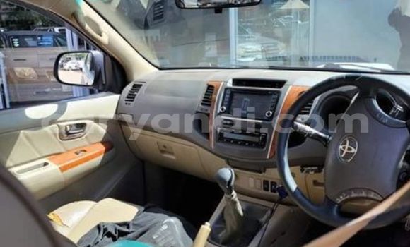 Tenga Tsaru Toyota Fortuner Zvimwe Mota in Lusaka in Zambia Tenga Tsaru Toyota Fortuner Zvimwe Mota in Lusaka in Zambia