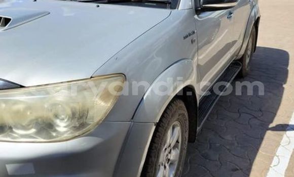 Tenga Tsaru Toyota Fortuner Zvimwe Mota in Lusaka in Zambia Tenga Tsaru Toyota Fortuner Zvimwe Mota in Lusaka in Zambia