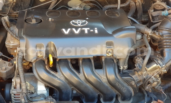 Nunua Ilio tumika Toyota Corolla Fedha Gari ndani ya Mazabuka nchini Kusini Nunua Ilio tumika Toyota Corolla Fedha Gari ndani ya Mazabuka nchini Kusini