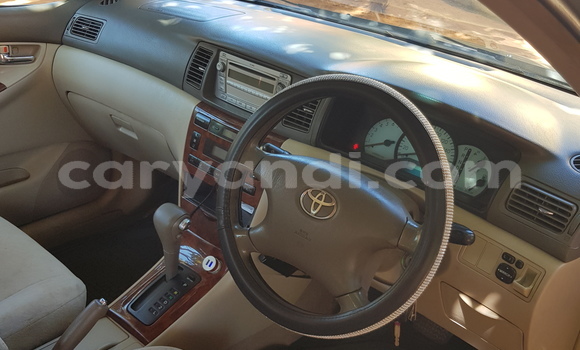 Nunua Ilio tumika Toyota Corolla Fedha Gari ndani ya Mazabuka nchini Kusini Nunua Ilio tumika Toyota Corolla Fedha Gari ndani ya Mazabuka nchini Kusini