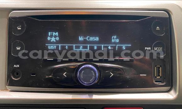 Buy Used Toyota Hiace White Car in Lusaka in Zambia Buy Used Toyota Hiace White Car in Lusaka in Zambia