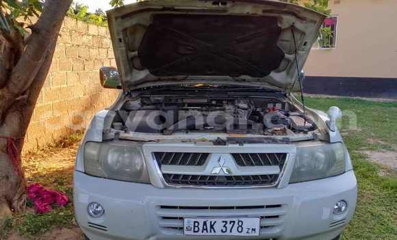 Buy Used Mitsubishi Pajero White Car in Lusaka in Zambia Buy Used Mitsubishi Pajero White Car in Lusaka in Zambia