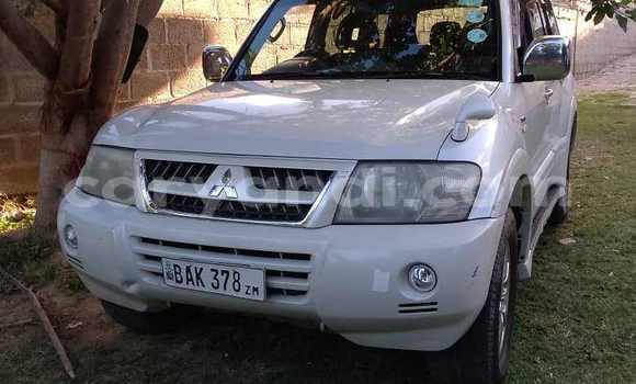 Buy Used Mitsubishi Pajero White Car in Lusaka in Zambia Buy Used Mitsubishi Pajero White Car in Lusaka in Zambia