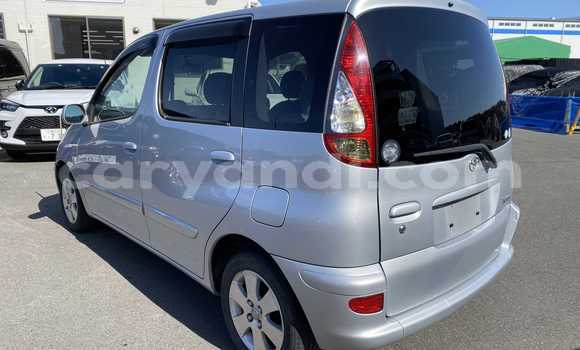 Nunua Ilio tumika Toyota FunCargo Fedha Gari ndani ya Lusaka nchini Zambia Nunua Ilio tumika Toyota FunCargo Fedha Gari ndani ya Lusaka nchini Zambia