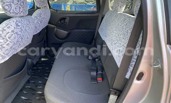 Nunua Ilio tumika Toyota FunCargo Fedha Gari ndani ya Lusaka nchini Zambia Nunua Ilio tumika Toyota FunCargo Fedha Gari ndani ya Lusaka nchini Zambia