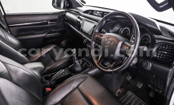 Tenga Tsaru Toyota Hilux Chena Mota in Chilanga in Lusaka Tenga Tsaru Toyota Hilux Chena Mota in Chilanga in Lusaka