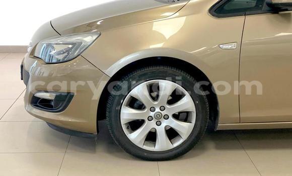 Acheter Occasion Voiture Opel Astra Beige à Lusaka, Zambie Acheter Occasion Voiture Opel Astra Beige à Lusaka, Zambie