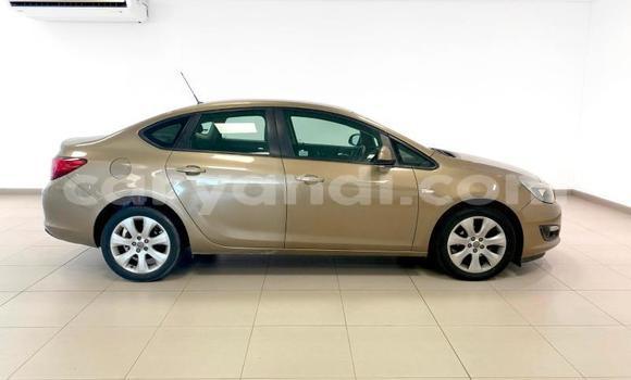Acheter Occasion Voiture Opel Astra Beige à Lusaka, Zambie Acheter Occasion Voiture Opel Astra Beige à Lusaka, Zambie