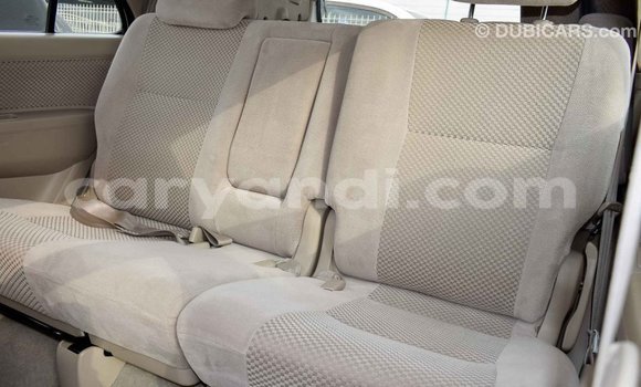 Acheter Import Voiture Toyota Fortuner Blanc à Import - Dubai, Zambie Acheter Import Voiture Toyota Fortuner Blanc à Import - Dubai, Zambie