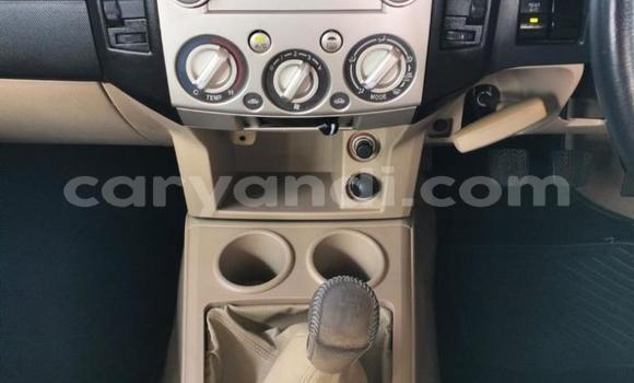 Acheter Occasion Voiture Ford Everest Gris à Lusaka, Zambie Acheter Occasion Voiture Ford Everest Gris à Lusaka, Zambie