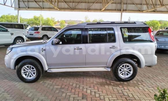 Acheter Occasion Voiture Ford Everest Gris à Lusaka, Zambie Acheter Occasion Voiture Ford Everest Gris à Lusaka, Zambie
