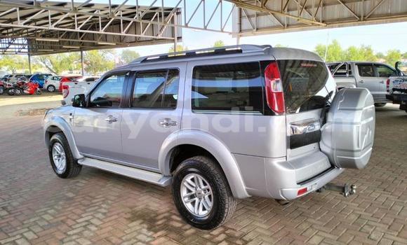 Acheter Occasion Voiture Ford Everest Gris à Lusaka, Zambie Acheter Occasion Voiture Ford Everest Gris à Lusaka, Zambie