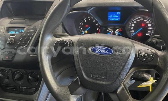 Acheter Occasion Voiture Ford Torino Blanc à Lusaka, Zambie Acheter Occasion Voiture Ford Torino Blanc à Lusaka, Zambie