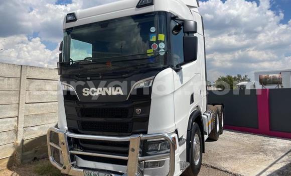 Acheter Occasion Utilitaire Scania R420 Blanc à Lusaka, Zambie Acheter Occasion Utilitaire Scania R420 Blanc à Lusaka, Zambie