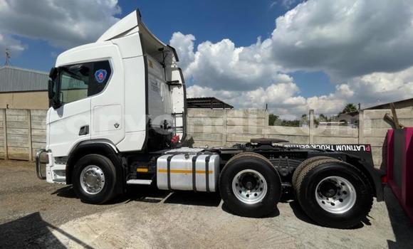 Acheter Occasion Utilitaire Scania R420 Blanc à Lusaka, Zambie Acheter Occasion Utilitaire Scania R420 Blanc à Lusaka, Zambie