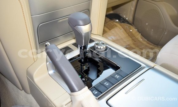 Acheter Import Voiture Toyota Land Cruiser Noir à Import - Dubai, Zambie Acheter Import Voiture Toyota Land Cruiser Noir à Import - Dubai, Zambie