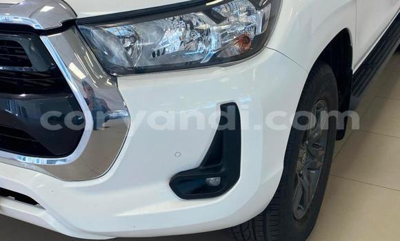 Acheter Occasion Voiture Toyota Hilux Blanc à Lusaka, Zambie Acheter Occasion Voiture Toyota Hilux Blanc à Lusaka, Zambie