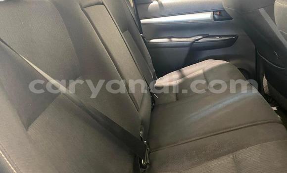 Acheter Occasion Voiture Toyota Hilux Blanc à Lusaka, Zambie Acheter Occasion Voiture Toyota Hilux Blanc à Lusaka, Zambie