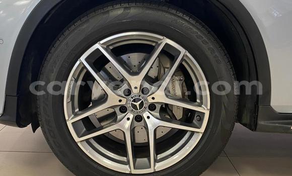 Acheter Occasion Voiture Mercedes-Benz GLC 250D Gris à Lusaka, Zambie Acheter Occasion Voiture Mercedes-Benz GLC 250D Gris à Lusaka, Zambie
