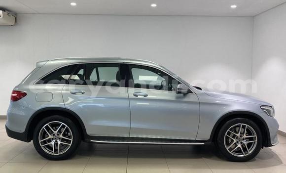 Acheter Occasion Voiture Mercedes-Benz GLC 250D Gris à Lusaka, Zambie Acheter Occasion Voiture Mercedes-Benz GLC 250D Gris à Lusaka, Zambie