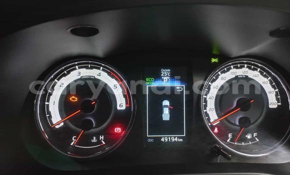 Acheter Occasion Voiture Toyota Hilux Blanc à Livingstone, Zambie Acheter Occasion Voiture Toyota Hilux Blanc à Livingstone, Zambie