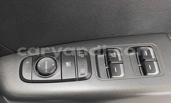 Acheter Occasion Voiture Kia Sportage Gris à Lusaka, Zambie Acheter Occasion Voiture Kia Sportage Gris à Lusaka, Zambie