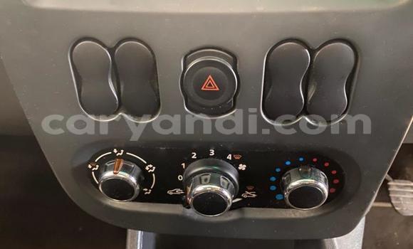 Acheter Occasion Voiture Nissan NV200 Blanc à Lusaka, Zambie Acheter Occasion Voiture Nissan NV200 Blanc à Lusaka, Zambie