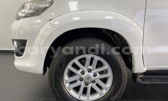 Acheter Occasion Voiture Toyota Fortuner Blanc à Lusaka, Zambie Acheter Occasion Voiture Toyota Fortuner Blanc à Lusaka, Zambie