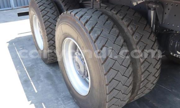 Acheter Occasion Utilitaire Mercedes–Benz Truck Blanc à Lusaka, Zambie Acheter Occasion Utilitaire Mercedes–Benz Truck Blanc à Lusaka, Zambie