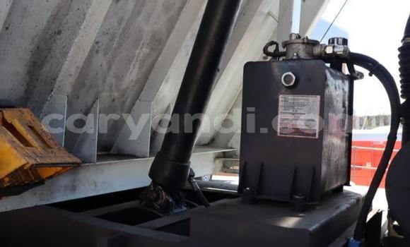 Acheter Occasion Utilitaire Mitsubishi Fuso Blanc à Lusaka, Zambie Acheter Occasion Utilitaire Mitsubishi Fuso Blanc à Lusaka, Zambie