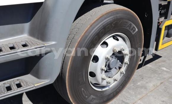 Acheter Occasion Utilitaire Mitsubishi Fuso Blanc à Lusaka, Zambie Acheter Occasion Utilitaire Mitsubishi Fuso Blanc à Lusaka, Zambie