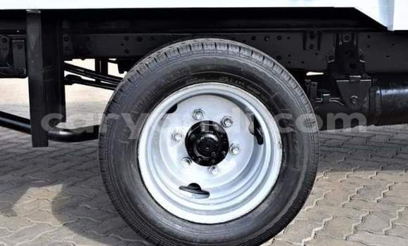 Acheter Occasion Utilitaire Toyota Dyna Blanc à Lusaka, Zambie Acheter Occasion Utilitaire Toyota Dyna Blanc à Lusaka, Zambie