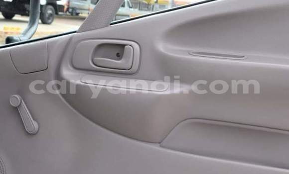 Acheter Occasion Utilitaire Toyota Dyna Blanc à Lusaka, Zambie Acheter Occasion Utilitaire Toyota Dyna Blanc à Lusaka, Zambie