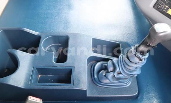 Acheter Occasion Utilitaire Iveco Cargo Blanc à Ndola, Zambie Acheter Occasion Utilitaire Iveco Cargo Blanc à Ndola, Zambie