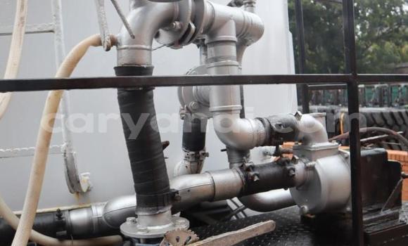 Acheter Occasion Utilitaire Iveco Cargo Blanc à Ndola, Zambie Acheter Occasion Utilitaire Iveco Cargo Blanc à Ndola, Zambie