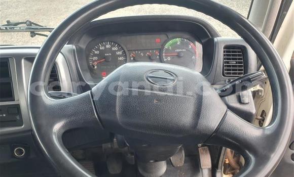 Acheter Occasion Utilitaire Hino 300 Series Blanc à Lusaka, Zambie Acheter Occasion Utilitaire Hino 300 Series Blanc à Lusaka, Zambie