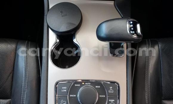 Acheter Occasion Voiture Jeep Grand Cherokee Blanc à Lusaka, Zambie Acheter Occasion Voiture Jeep Grand Cherokee Blanc à Lusaka, Zambie
