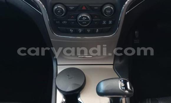 Acheter Occasion Voiture Jeep Grand Cherokee Blanc à Lusaka, Zambie Acheter Occasion Voiture Jeep Grand Cherokee Blanc à Lusaka, Zambie