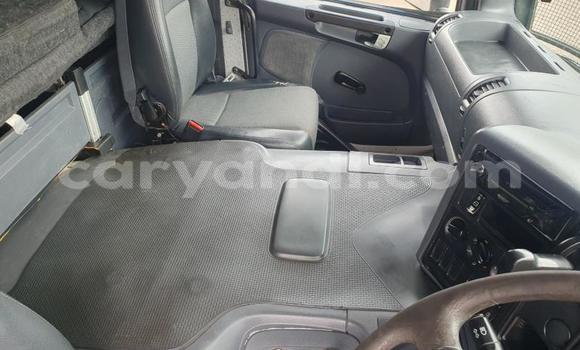 Acheter Occasion Utilitaire Scania R420 Blanc à Lusaka, Zambie Acheter Occasion Utilitaire Scania R420 Blanc à Lusaka, Zambie