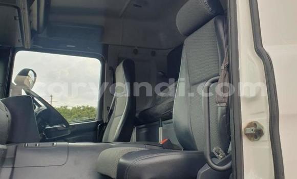 Acheter Occasion Utilitaire Scania R420 Blanc à Lusaka, Zambie Acheter Occasion Utilitaire Scania R420 Blanc à Lusaka, Zambie