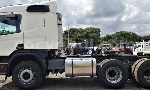 Acheter Occasion Utilitaire Scania R420 Blanc à Lusaka, Zambie Acheter Occasion Utilitaire Scania R420 Blanc à Lusaka, Zambie