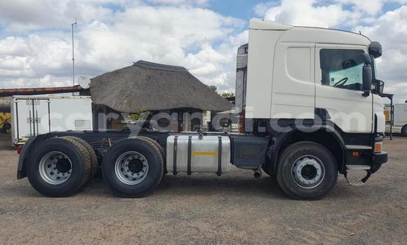 Acheter Occasion Utilitaire Scania R420 Blanc à Lusaka, Zambie Acheter Occasion Utilitaire Scania R420 Blanc à Lusaka, Zambie