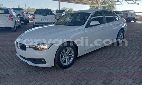 Buy Used BMW 3–Series White Car in Lusaka in Zambia